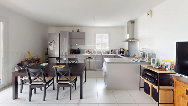 Appartement - 76 m² - 4 pièces