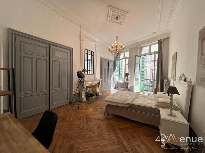 Appartement - 134 m² - 5 pièces