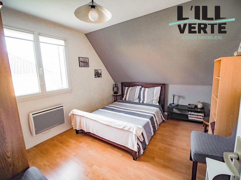 Maison - 90 m² - 5 pièces