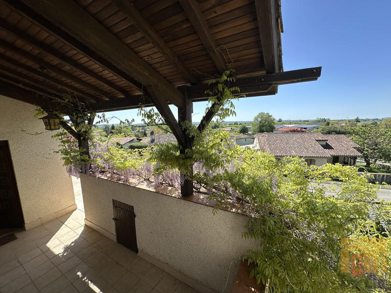 Maison - 134 m² - 5 pièces