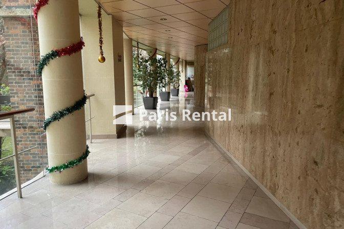 Appartement - 216 m² - 4 pièces