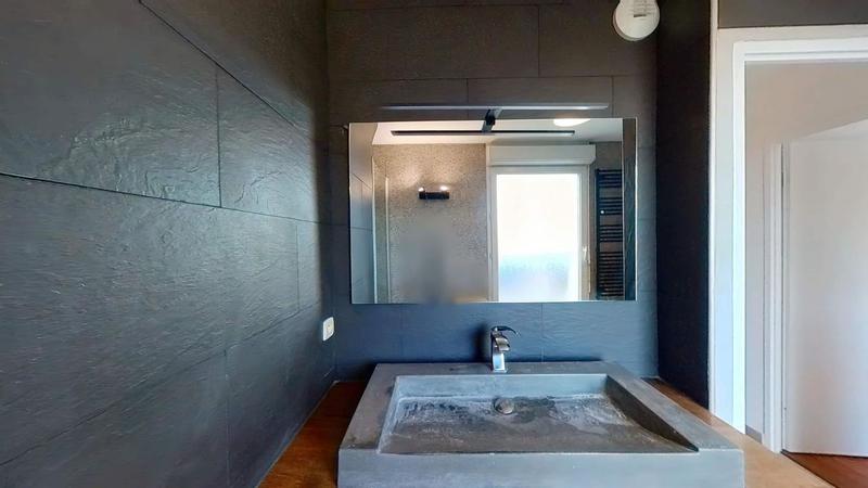 Appartement - 136 m² - 7 pièces