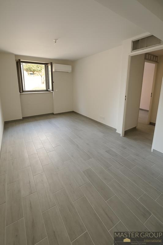 Appartement - 120 m² - 4 pièces