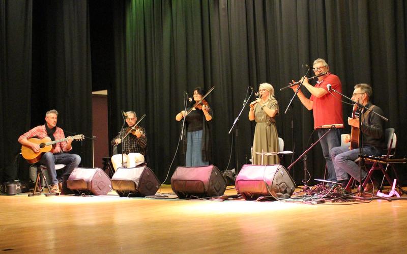 Saint-Jouan fête Saint-Patrick - Repas irlandais en musique