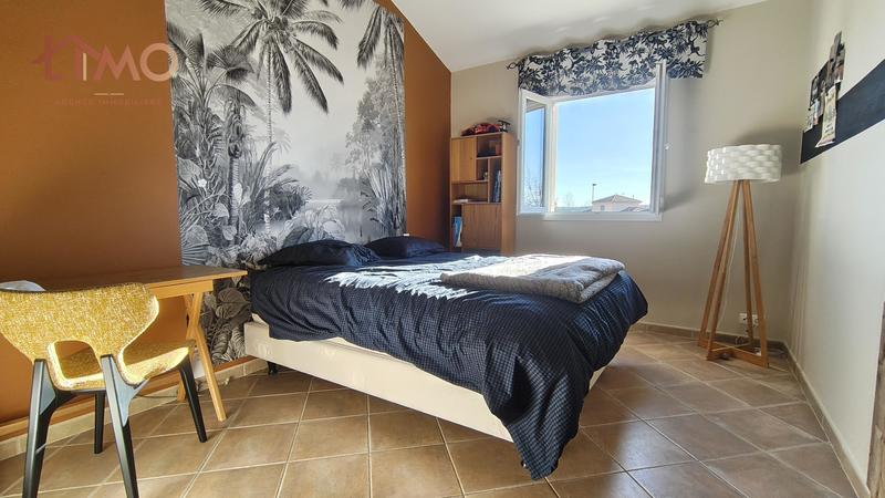 Maison traditionnelle - 170 m² - 6 pièces