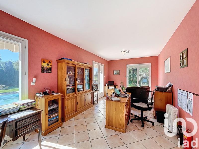 Maison - 230 m² - 7 pièces