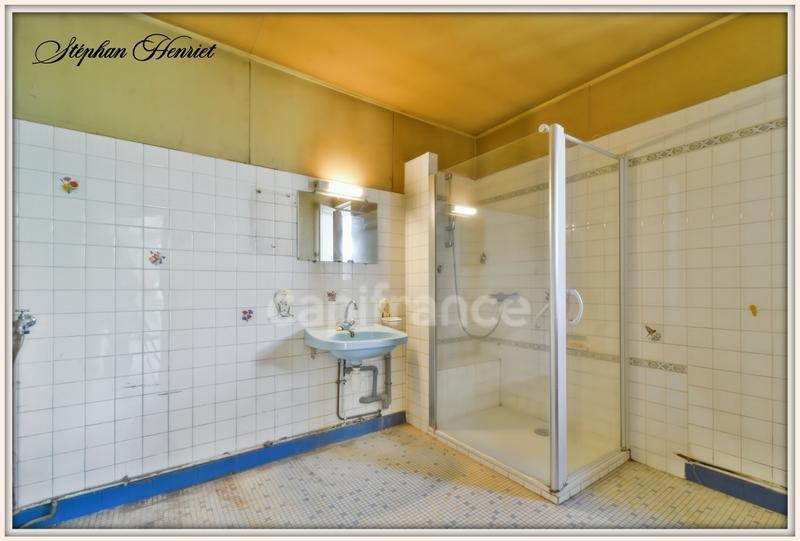 Maison de village - 270 m² - 8 pièces