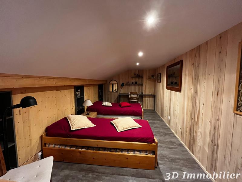 Appartement - 81 m² - 4 pièces