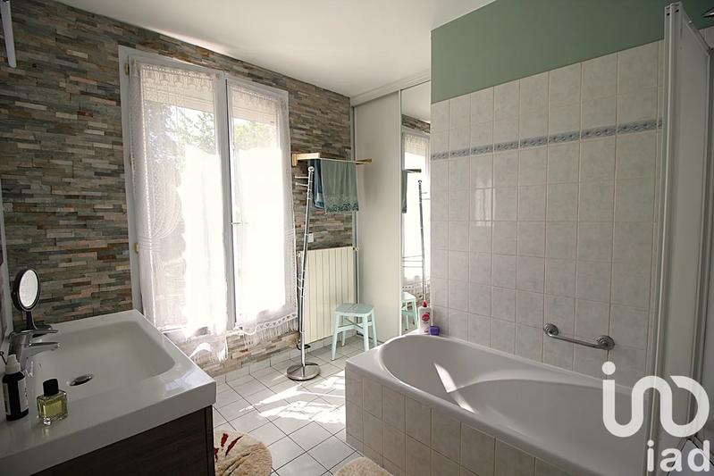 Maison - 141 m² - 6 pièces