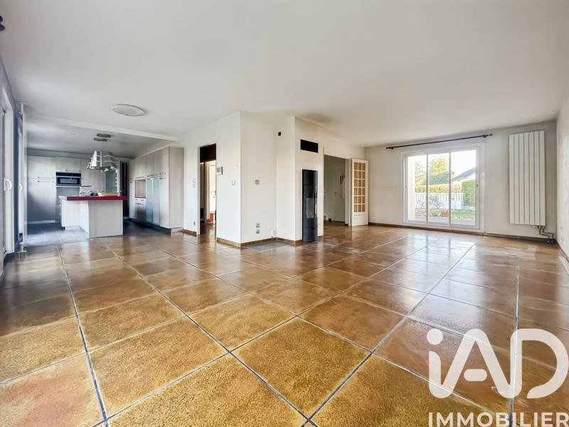 Maison - 140 m² - 6 pièces