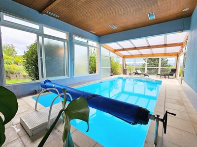 Maison - 151 m² - 5 pièces