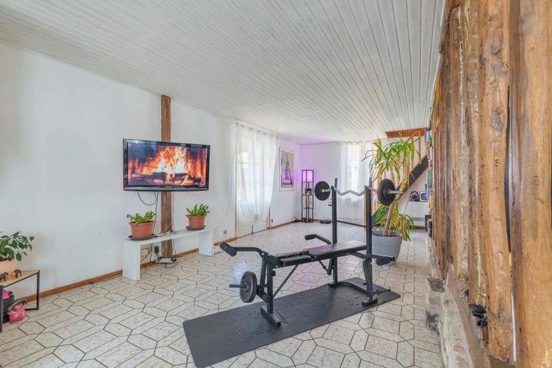 Maison - 110 m² - 5 pièces