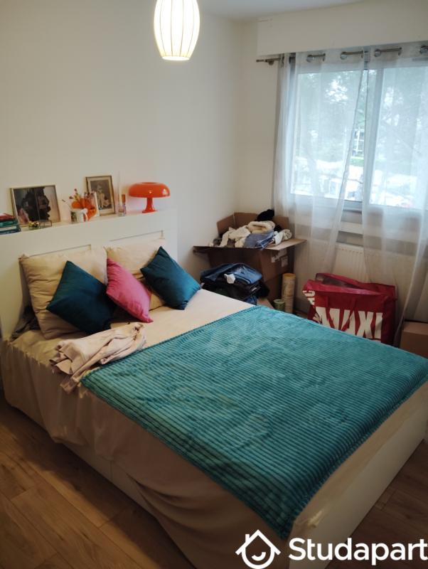 Chambre - 12 m² - 1 pièce