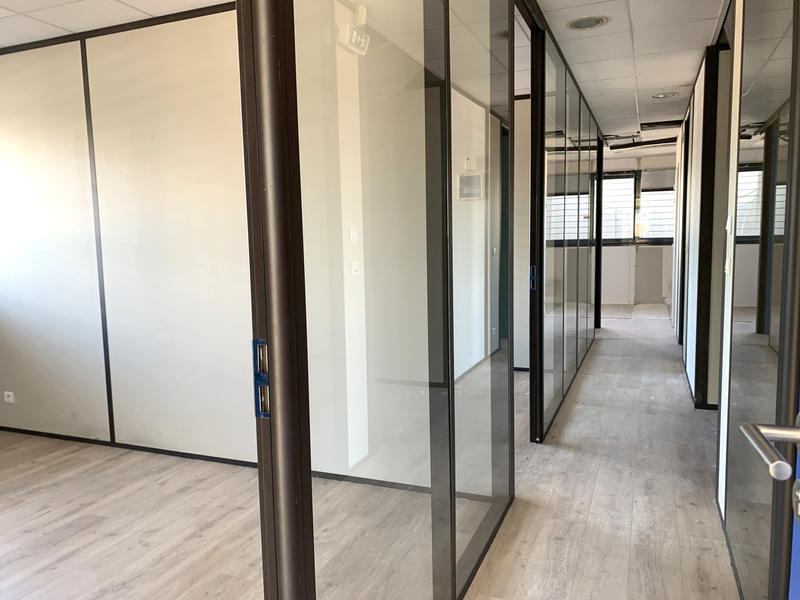 Bureau - 109 m²