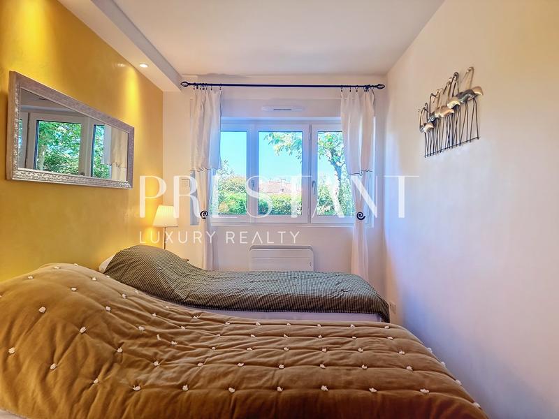 Appartement - 80 m² - 3 pièces