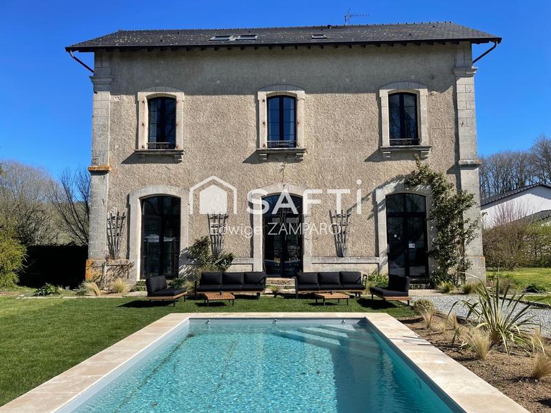 Maison de maîtres - 379 m² - 15 pièces