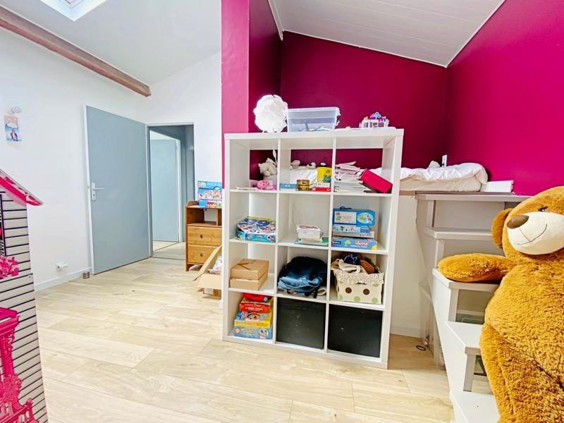 Maison - 180 m² - 8 pièces