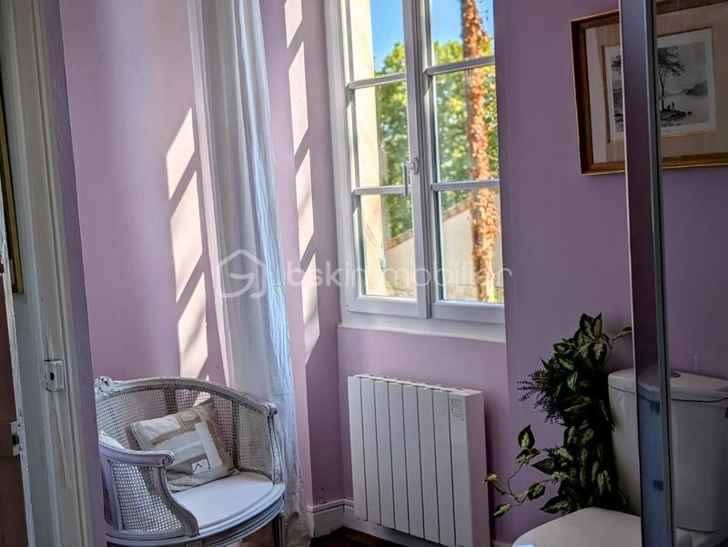 Maison - 296 m² - 9 pièces