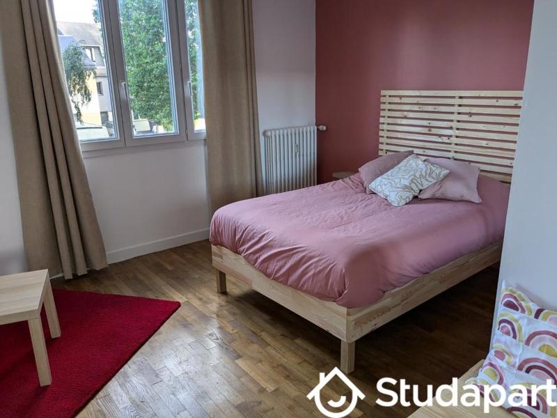 Chambre - 10 m² - 1 pièce
