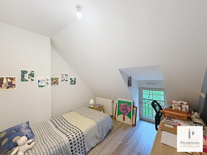 Maison - 105 m² - 5 pièces