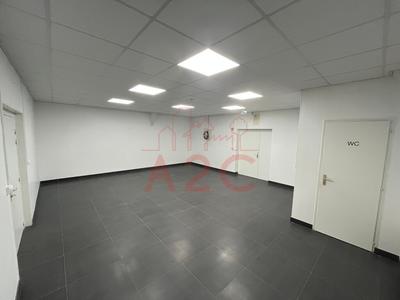 Local d'activité / Entrepôt - 179 m²
