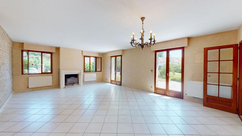Maison - 180 m² - 5 pièces