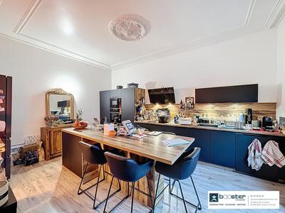 Appartement ancien - 100 m² - 3 pièces