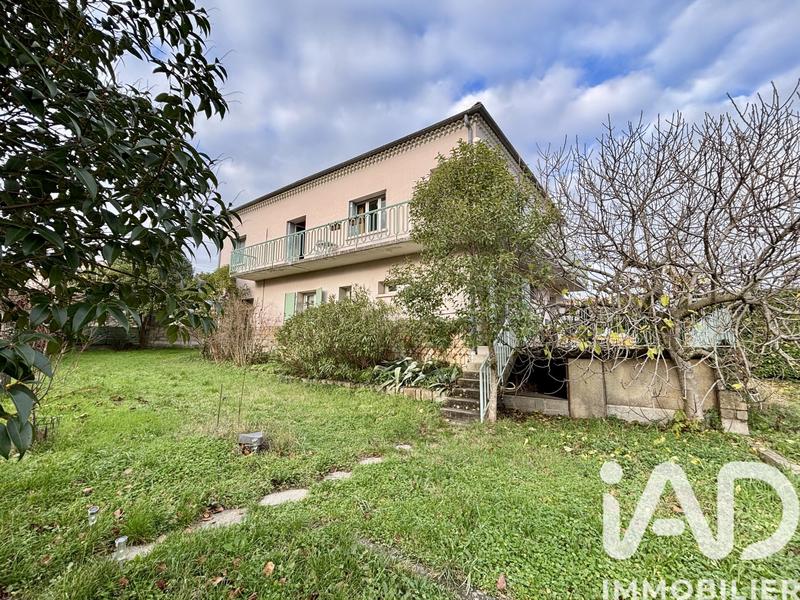 Maison - 190 m² - 6 pièces