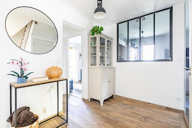 Maison - 99 m² - 4 pièces