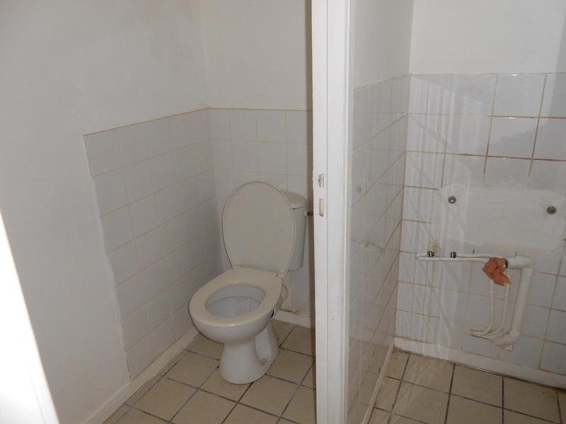 Local commercial - 1 650 m²