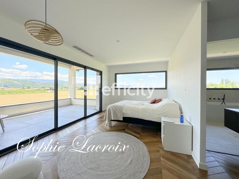 Maison - 191 m² - 7 pièces