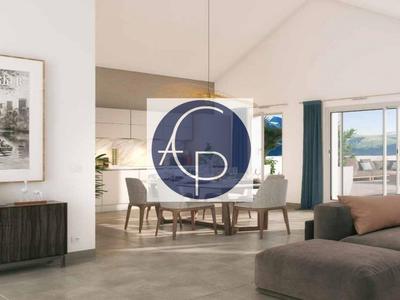 Appartement - 110 m² - 4 pièces