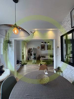 Maison - 100 m² - 4 pièces