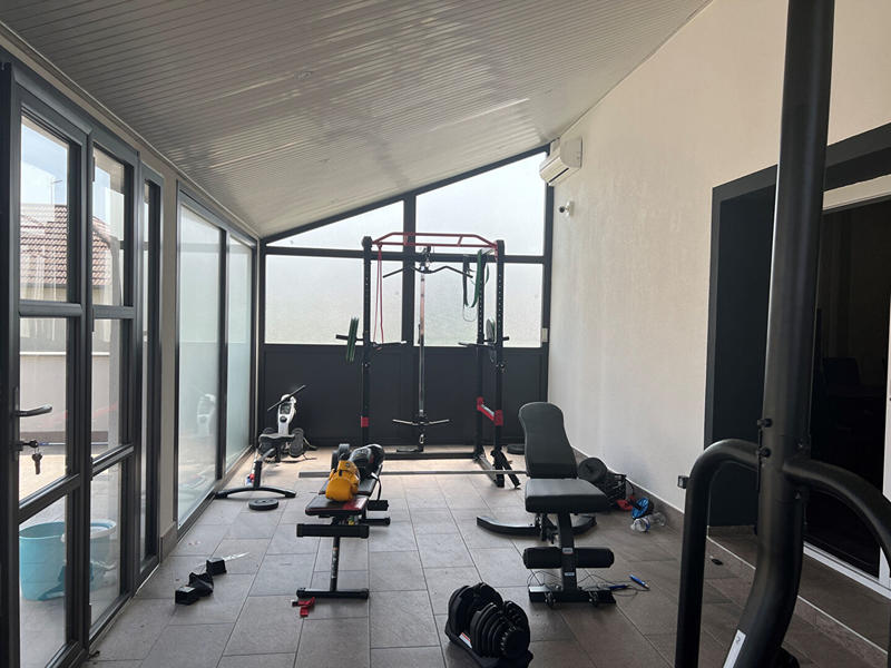 Demeure - 400 m² - 13 pièces