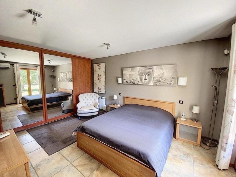 Villa - 193 m² - 5 pièces