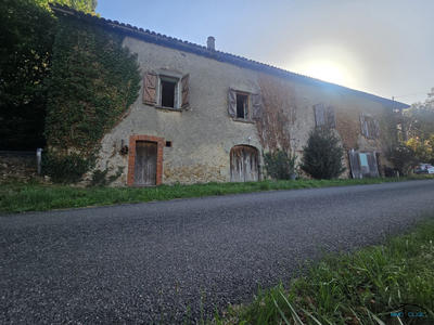 Maison ancienne - 110 m² - 5 pièces