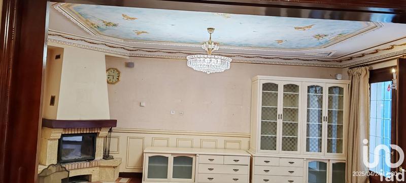 Maison - 300 m² - 12 pièces