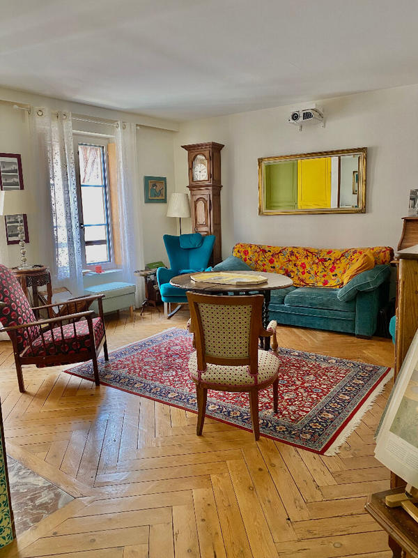 Maison - 250 m² - 5 pièces