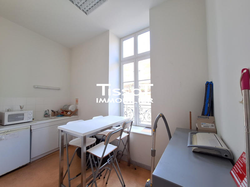 Bureau - 207 m²