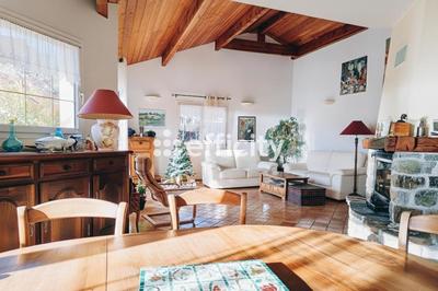 Ferme - 230 m² - 9 pièces