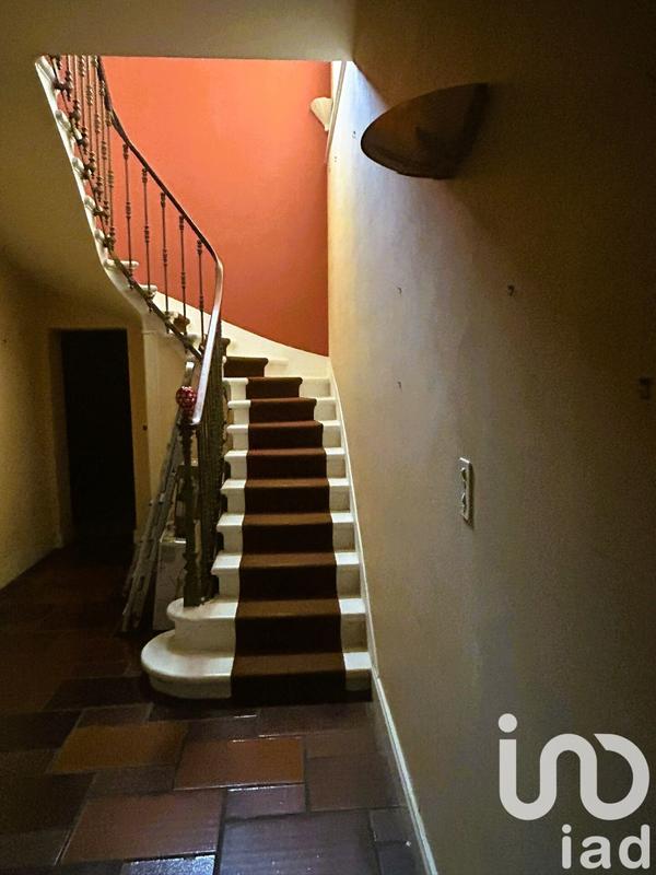 Maison de ville - 234 m² - 14 pièces