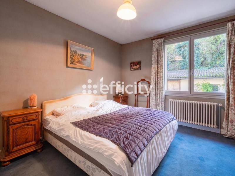 Pavillon - 311 m² - 8 pièces