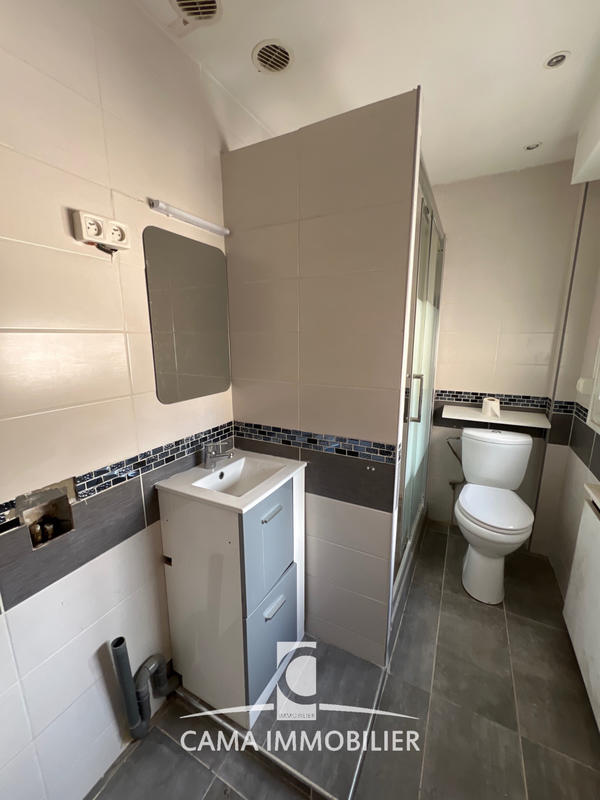 Maison - 349 m² - 10 pièces