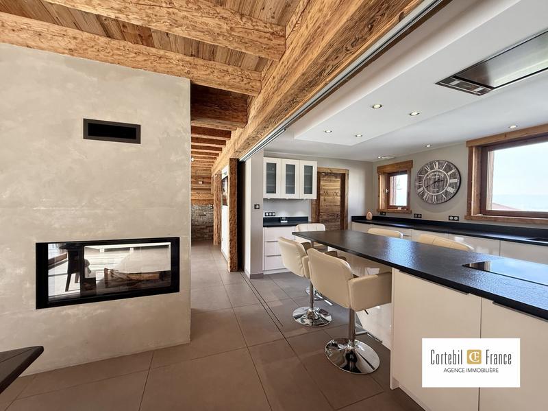 Châlet - 319 m² - 12 pièces