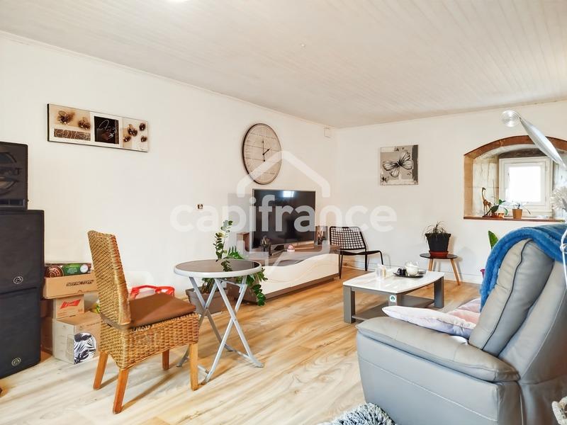 Maison - 206 m² - 8 pièces