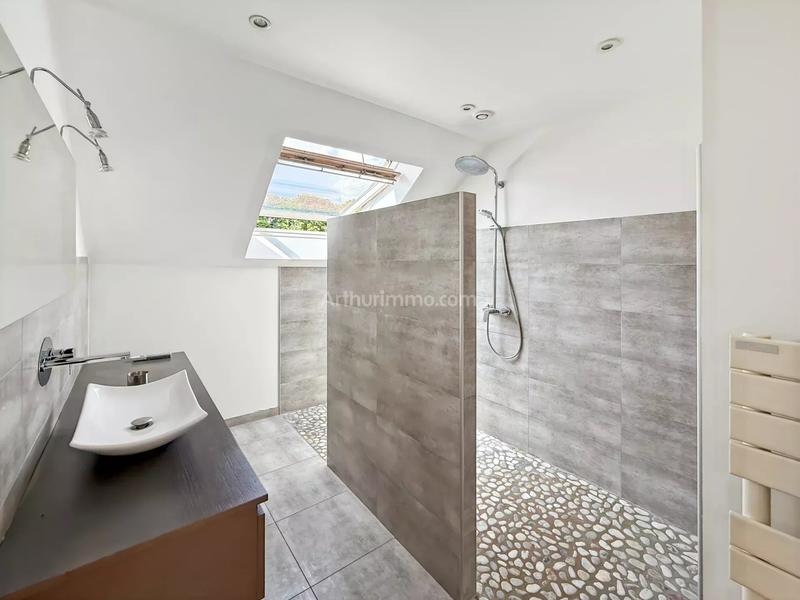 Maison - 312 m² - 7 pièces