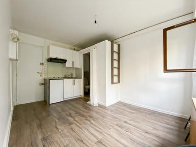 Studio - 12 m² - 1 pièce
