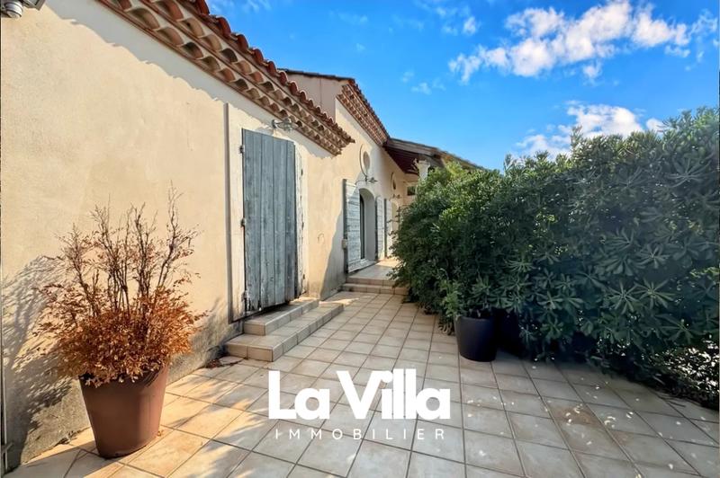 Villa - 200 m² - 5 pièces