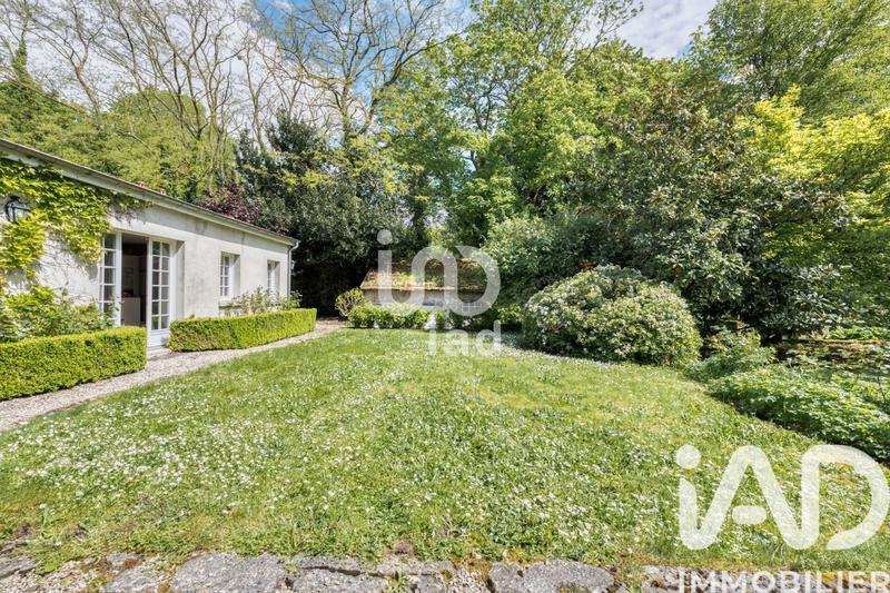 Maison - 283 m² - 8 pièces