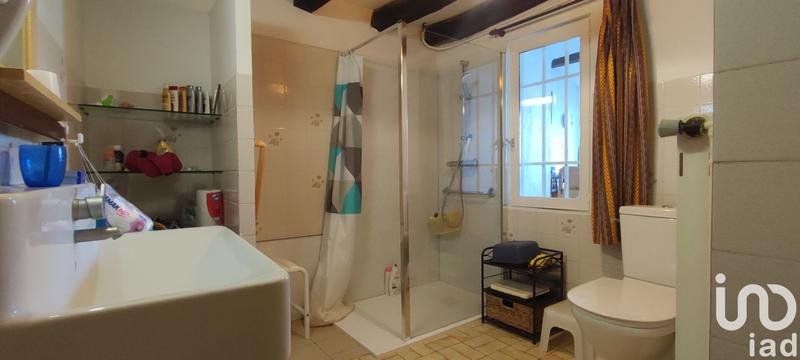 Maison - 214 m² - 8 pièces